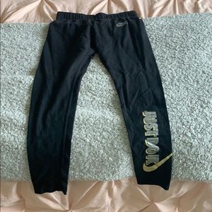 black nike leggings